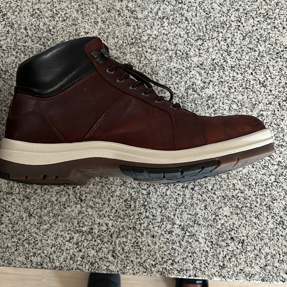 Johnston&Murphy shoes, brown in color. - Picture 2 of 4
